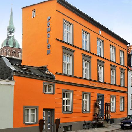Pension Altstadt Moench In Top Lage Preis Inclusive 5 Prozent Bettensteuer Und Fruehstueck Штральзунд Экстерьер фото
