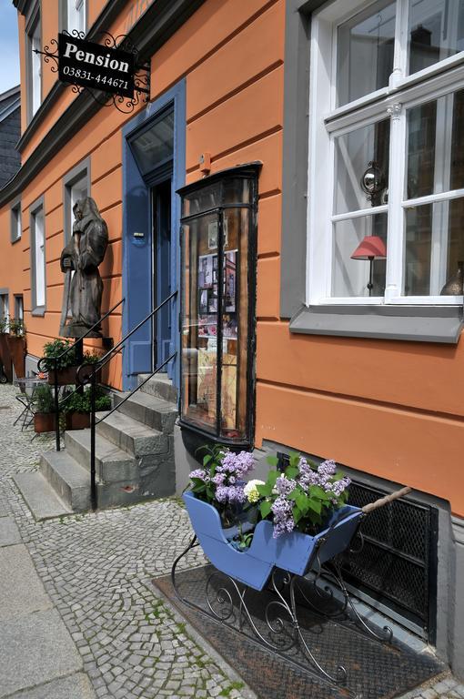 Pension Altstadt Moench In Top Lage Preis Inclusive 5 Prozent Bettensteuer Und Fruehstueck Штральзунд Экстерьер фото